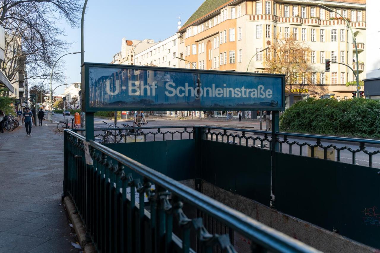 Leben Wie Ein Kreuzberger Altbau Charme Mit Stuck In Bester Kiezlage Berlin Bagian luar foto
