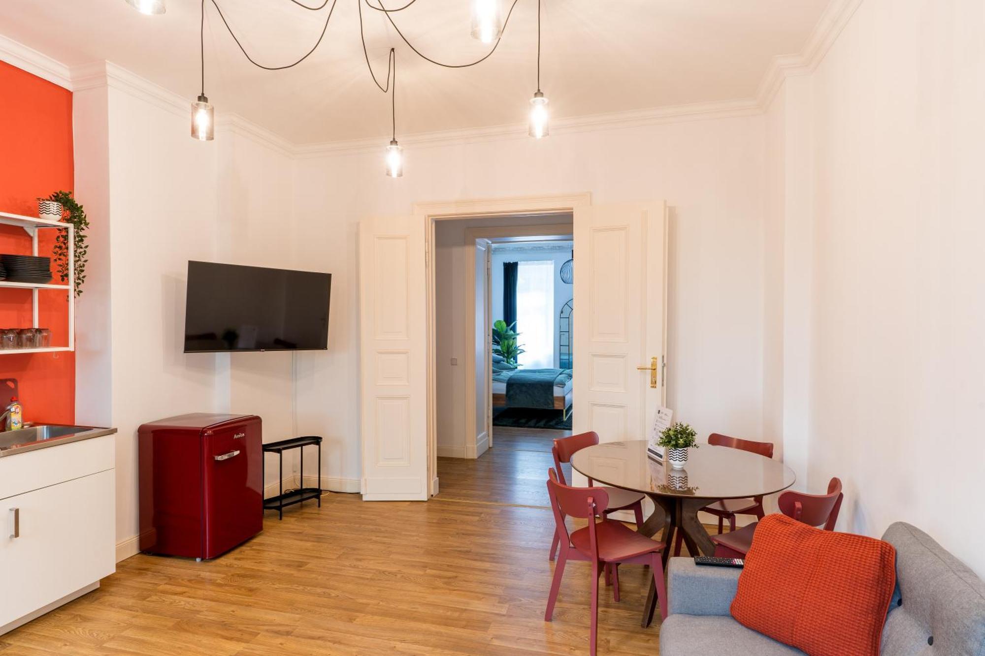 Leben Wie Ein Kreuzberger Altbau Charme Mit Stuck In Bester Kiezlage Berlin Bagian luar foto